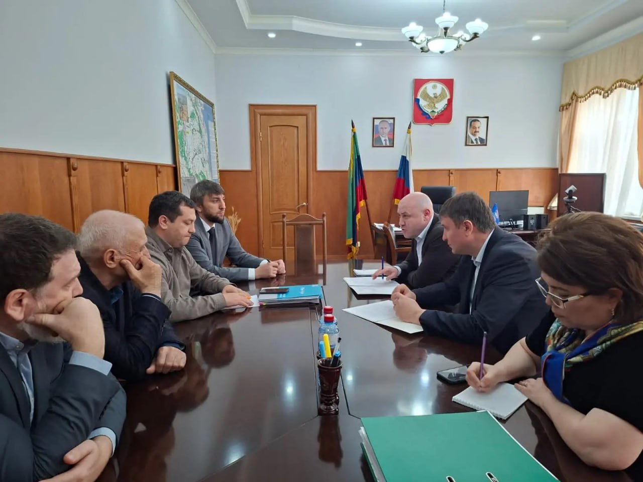 Руководство Минтранса Дагестана посетило Карабудахкентский район для оказания помощи после паводков